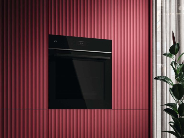 AEG Pizzaovn BP700B